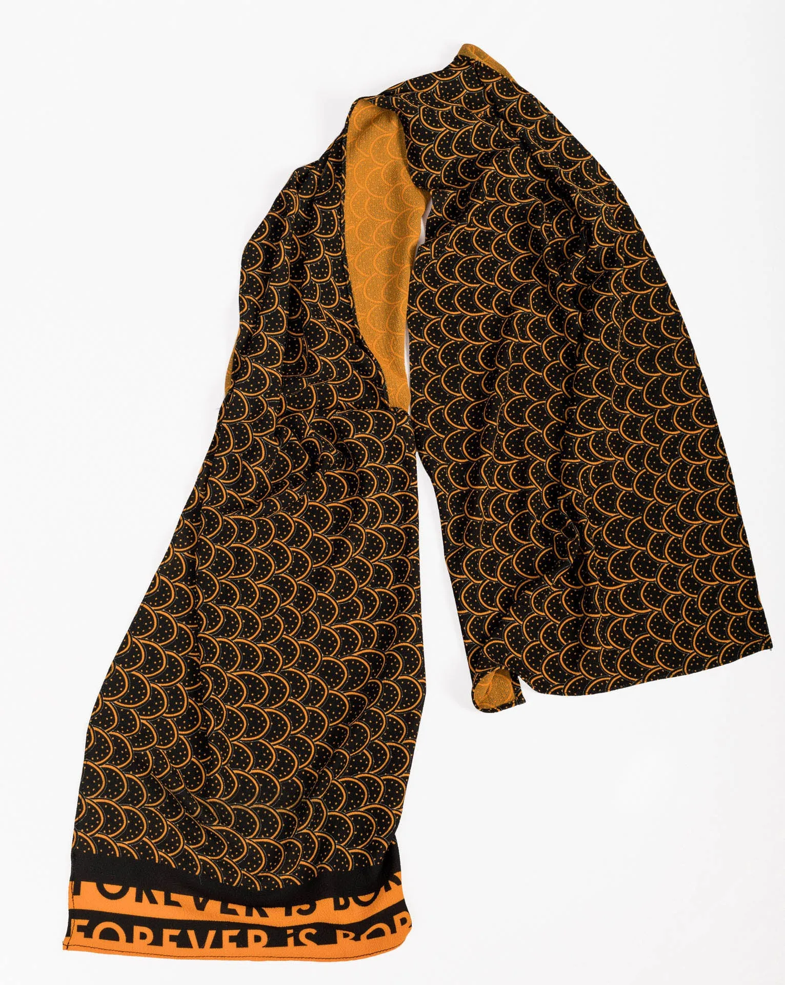 CHARACTER BK Z SCARF