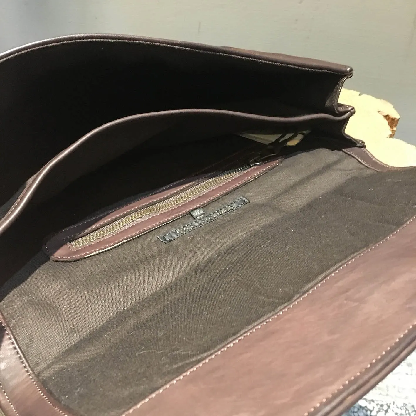 Christian Peau/Two-way dark brown handbag