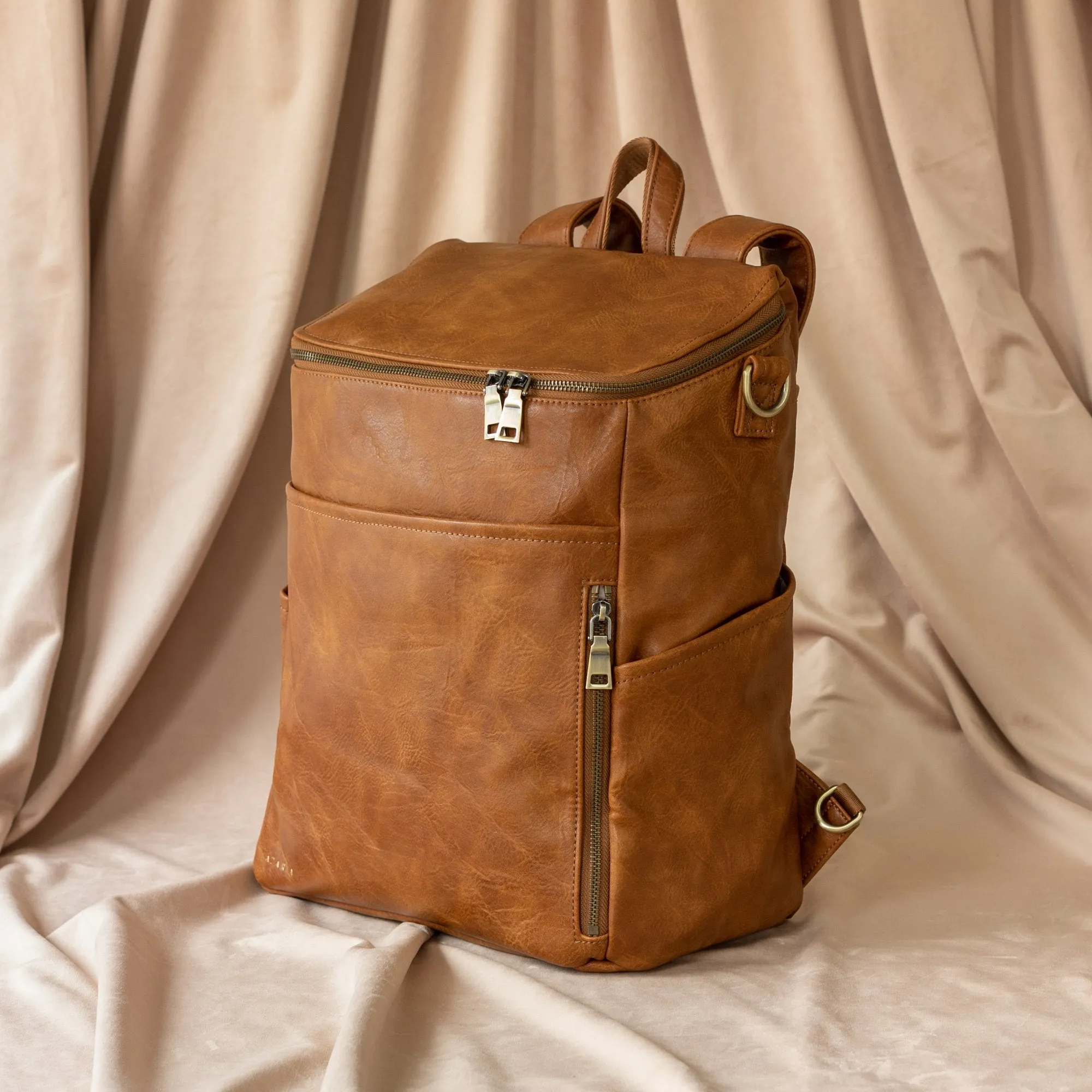 La Mère Backpack Grand