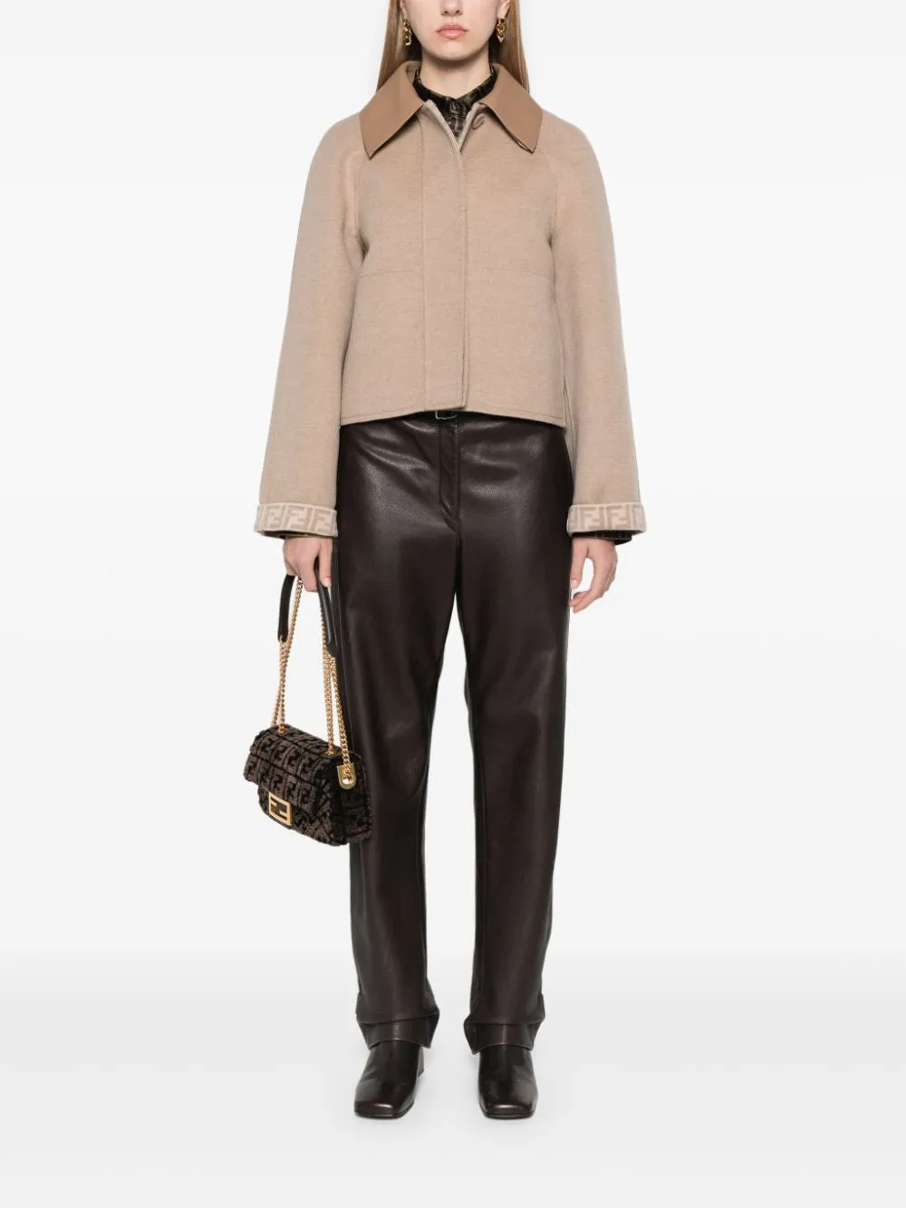 MONOGRAM BEIGE REVERS SHORT JACKET