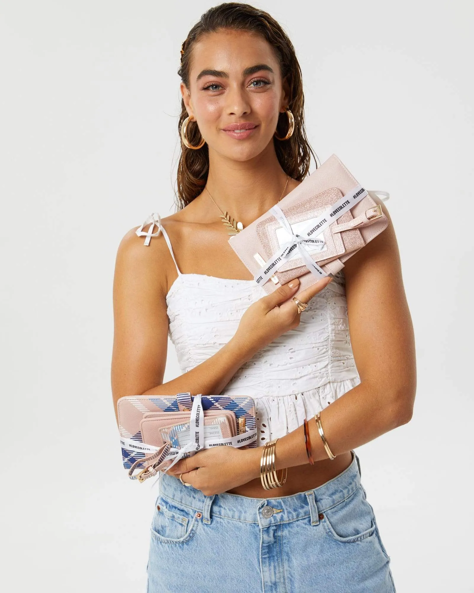 Pink and Rose Gold Vacay Travel Pack