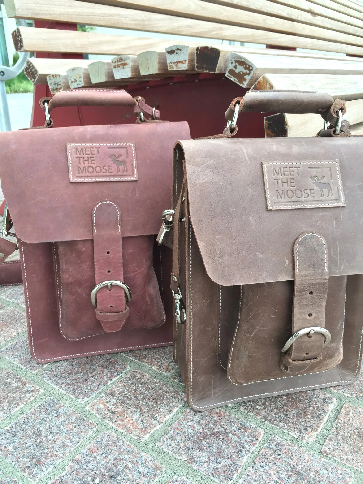 Satchel / Leather Messenger Bag - Light Brown