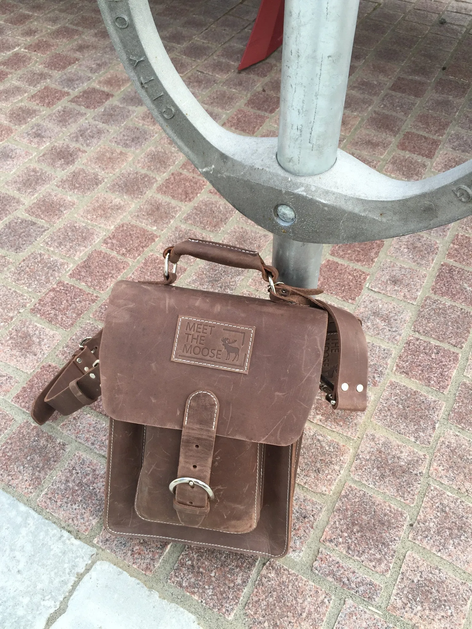 Satchel / Leather Messenger Bag - Light Brown